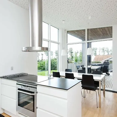Holiday home Holiday Oluf Binderup Strand