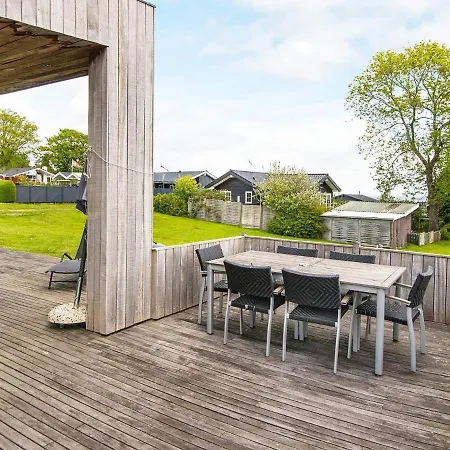 Holiday Oluf Holiday home *